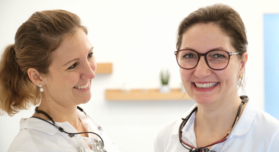 Dr. Mey Shafizadeh und Dr. Jana Fütter - ShafiDent